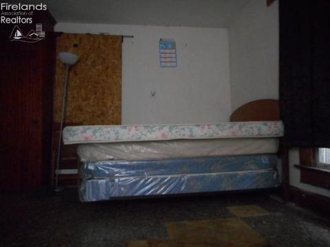 634 Spangler St, Willard, OH 44890 photo 5