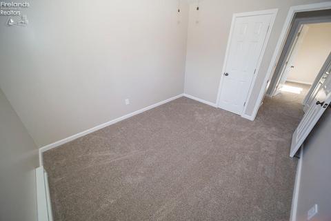42038 Meadow Ln, Lagrange, OH 44050 photo 25