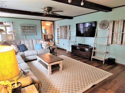 3208 Lawrence Ave, Huron, OH 44839 photo 17
