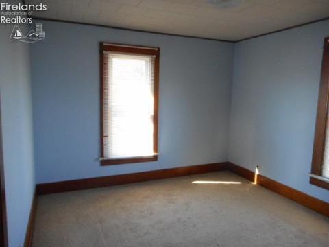 403 Maplewood St, Willard, OH 44890 photo 16