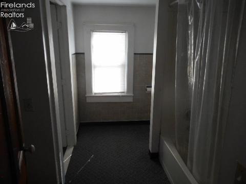 403 Maplewood St, Willard, OH 44890 photo 19