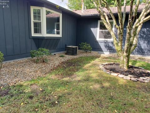323 E Forest St, Clyde, OH 43410 photo 24