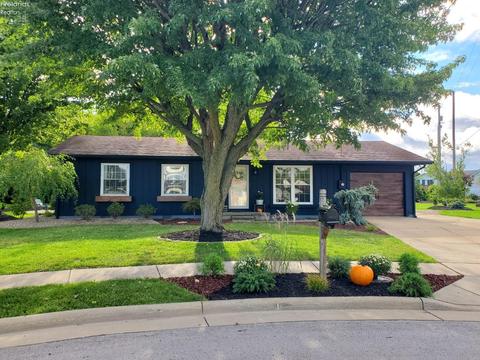 323 E Forest St, Clyde, OH 43410 photo 1