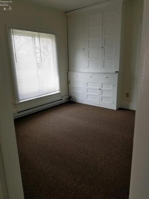 503 E Main St, Bellevue, OH 44811 photo 10