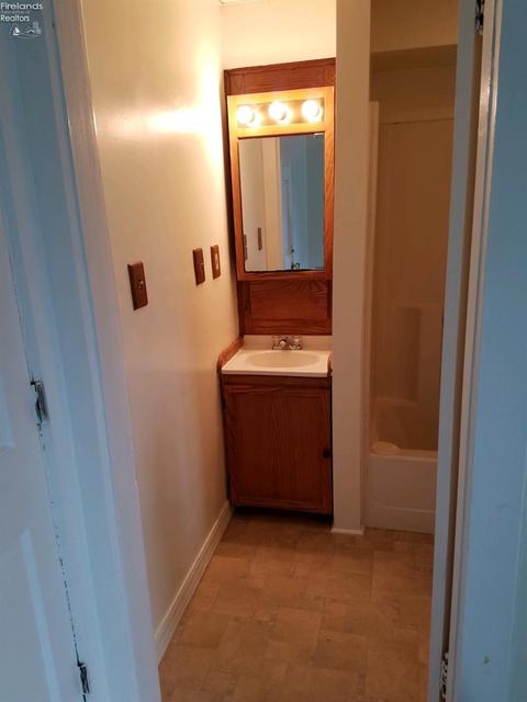 503 E Main St, Bellevue, OH 44811 photo 7