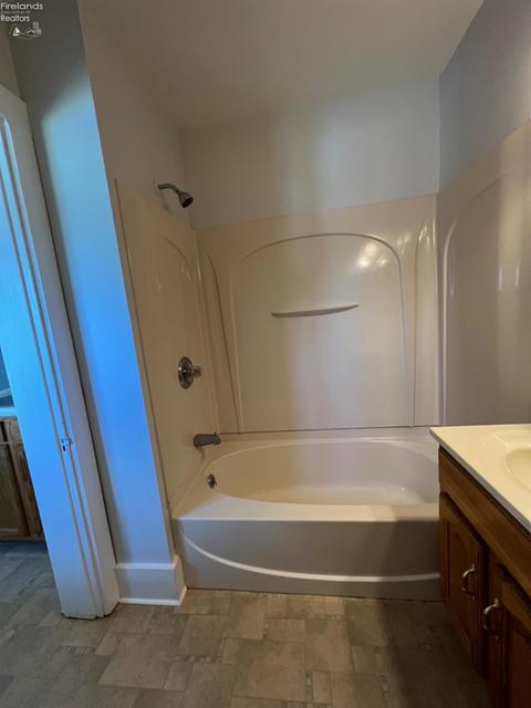 503 E Main St, Bellevue, OH 44811 photo 22