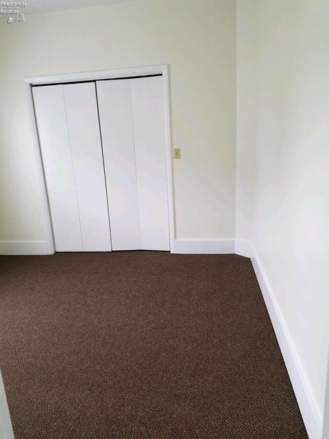 503 E Main St, Bellevue, OH 44811 photo 9