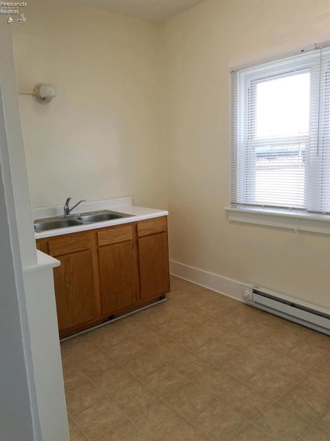503 E Main St, Bellevue, OH 44811 photo 16
