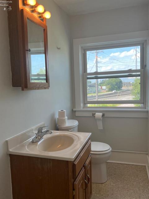 503 E Main St, Bellevue, OH 44811 photo 31