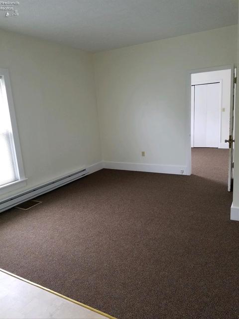 503 E Main St, Bellevue, OH 44811 photo 12