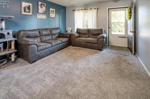 721 Ames St, Clyde, OH 43410 photo 4