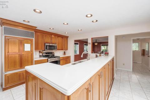 409 Cedar Point Rd, Sandusky, OH 44870 photo 10
