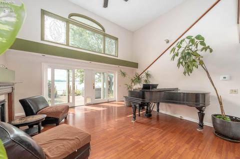 409 Cedar Point Rd, Sandusky, OH 44870 photo 7