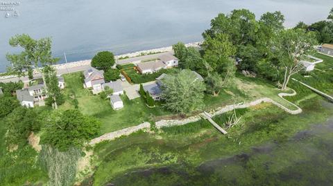 409 Cedar Point Rd, Sandusky, OH 44870 photo 51