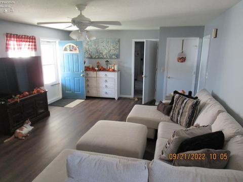 533 Park St, Willard, OH 44890 photo 4