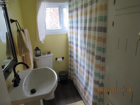 533 Park St, Willard, OH 44890 photo 12