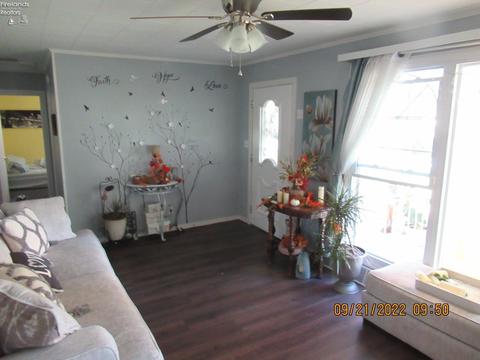 533 Park St, Willard, OH 44890 photo 2