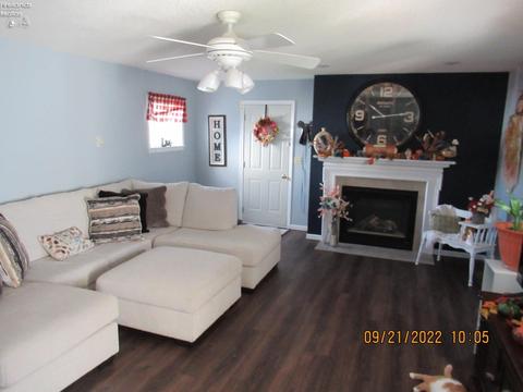 533 Park St, Willard, OH 44890 photo 3