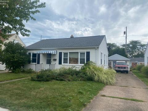 505 Pierce St, Sandusky, OH 44870 photo 1