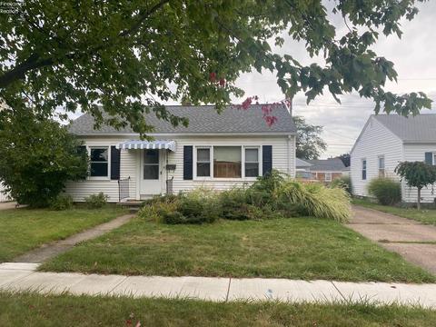 505 Pierce St, Sandusky, OH 44870 photo 2