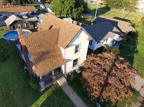 419 Moore Ave, Bellevue, OH 44811 photo 4