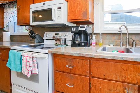 419 Moore Ave, Bellevue, OH 44811 photo 20
