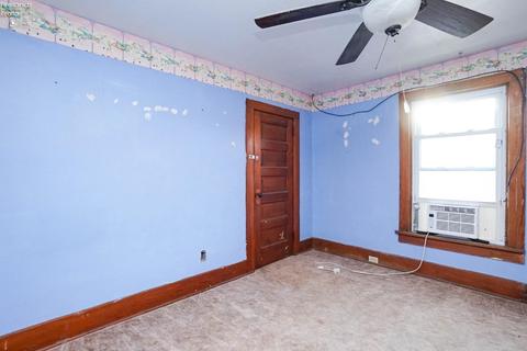 419 Moore Ave, Bellevue, OH 44811 photo 33