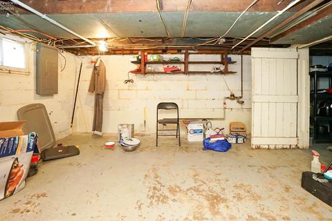 419 Moore Ave, Bellevue, OH 44811 photo 37