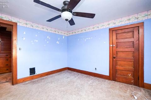 419 Moore Ave, Bellevue, OH 44811 photo 32