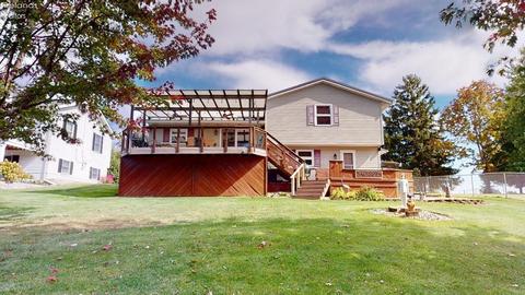 999 Overlook Dr, Willard, OH 44890 photo 2