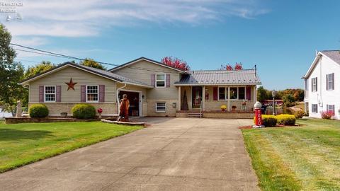 999 Overlook Dr, Willard, OH 44890 photo 1