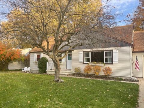 1226 Brookview Dr, Huron, OH 44839 photo 2