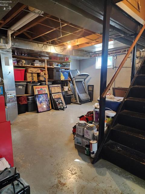810 Euclid St, Willard, OH 44890 photo 14