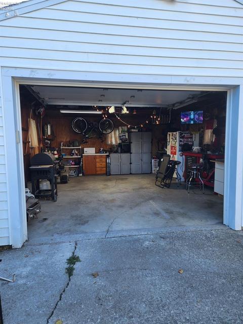 810 Euclid St, Willard, OH 44890 photo 22
