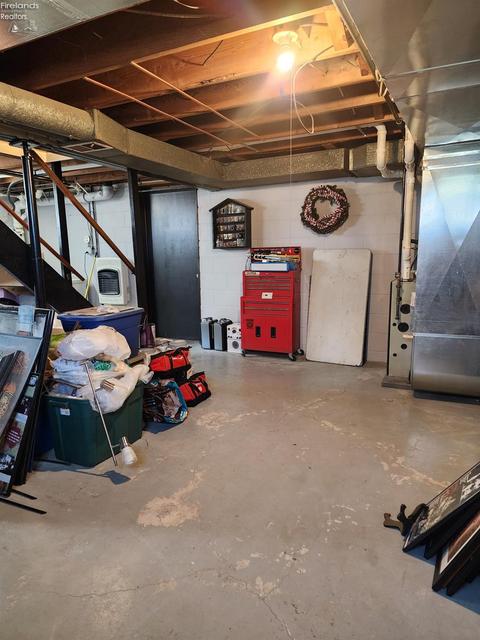 810 Euclid St, Willard, OH 44890 photo 15