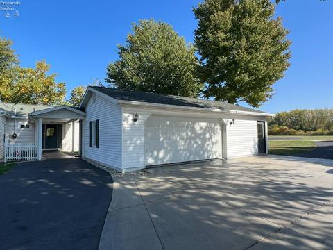1306 E Strub Rd, Sandusky, OH 44870 photo 7