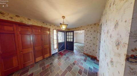 705 Limerick Rd, Clyde, OH 43410 photo 4