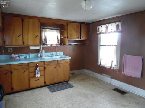 1465 Miller Rd, Willard, OH 44890 photo 13