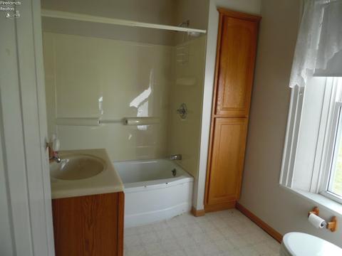 1465 Miller Rd, Willard, OH 44890 photo 16