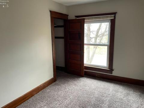 615 Clark St, Willard, OH 44890 photo 7