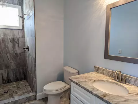421 E Main St, Marblehead, OH 43440 photo 31