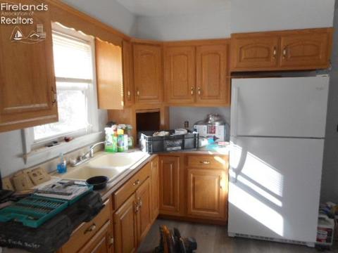 4327 Willard West Rd, Willard, OH 44890 photo 2