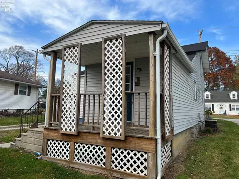 182 Monroe St, Monroeville, OH 44847 photo 9
