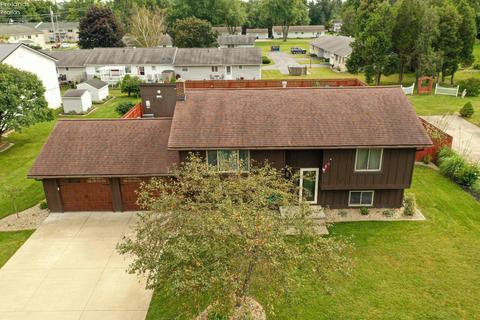 136 Vine St, Clyde, OH 43410 photo 5
