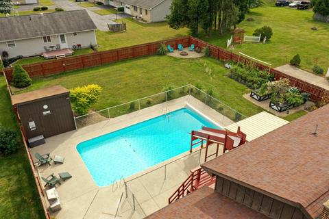 136 Vine St, Clyde, OH 43410 photo 16