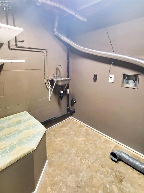136 Vine St, Clyde, OH 43410 photo 52