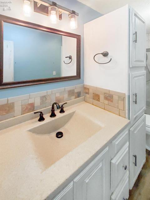 136 Vine St, Clyde, OH 43410 photo 38