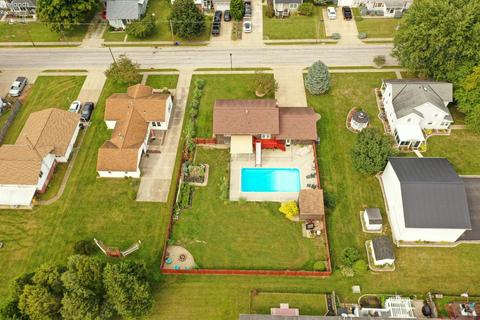 136 Vine St, Clyde, OH 43410 photo 18