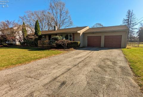 26 Chippewa Dr, Milan, OH 44846