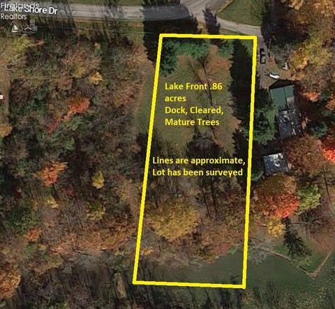 590 Lake Shore Dr, Willard, OH 44890